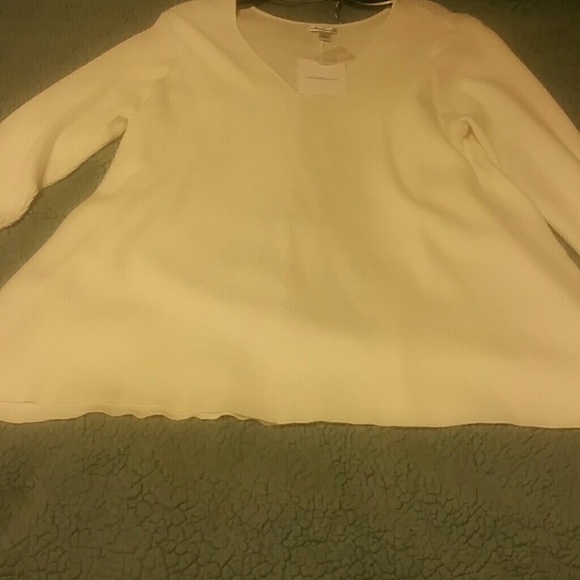 Croft and barrow white sweater - Picture 1 of 3